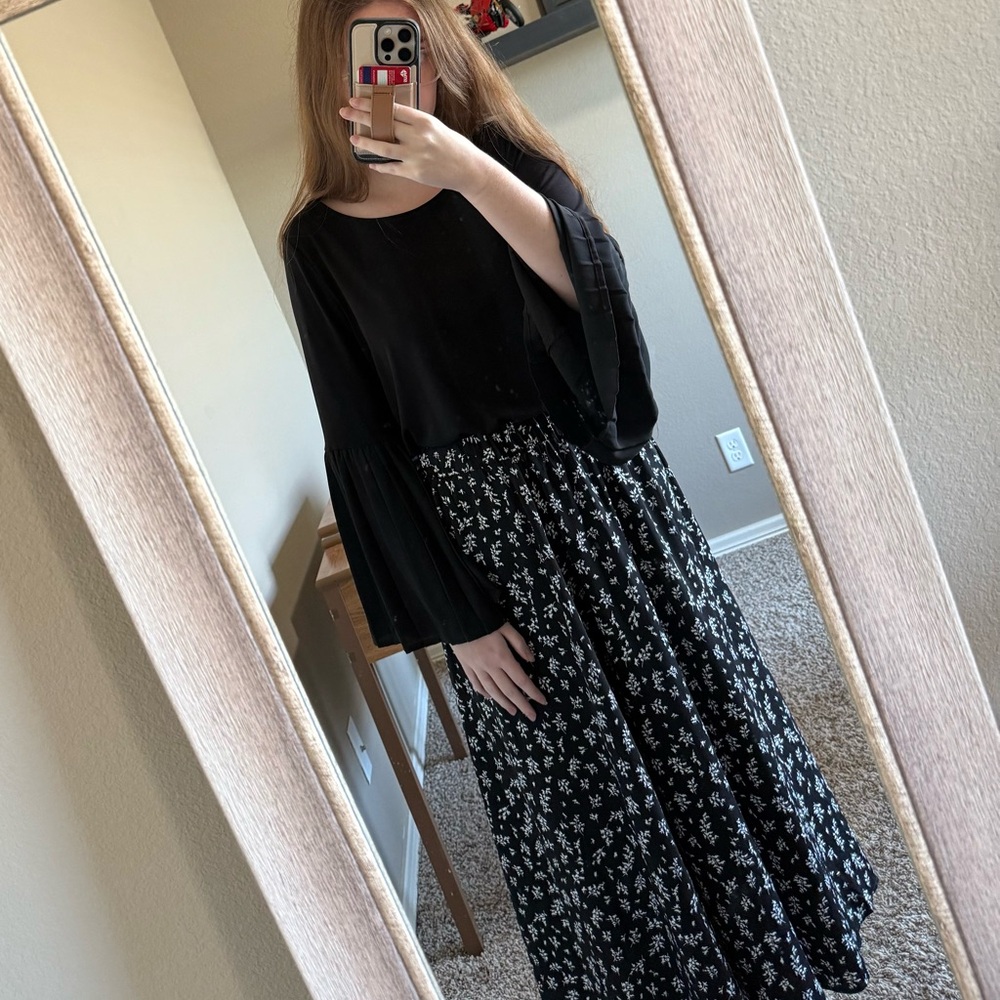 Black and White Pleated Maxi Skirt